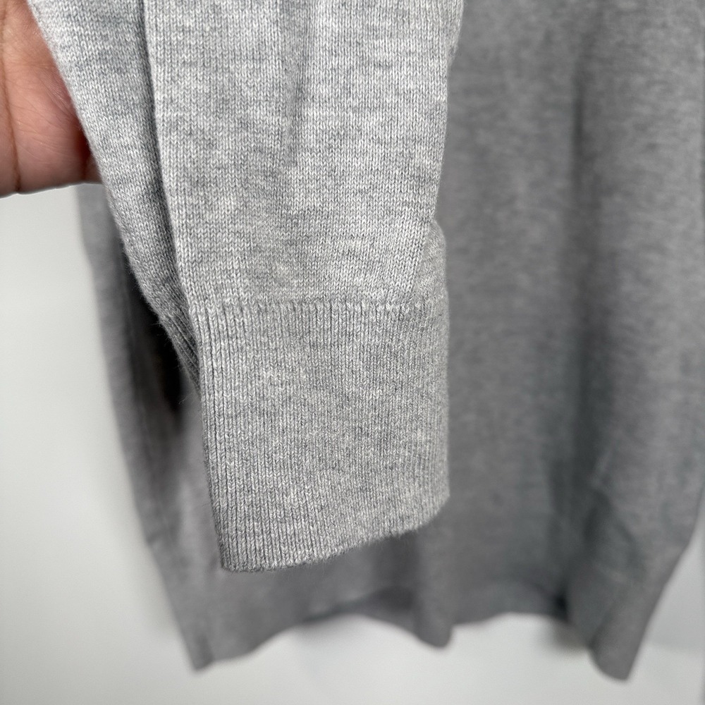 Tommy Hilfiger Men's Pullover Sweater V-Neck Career Casual Gray Size Large - Picture 3 of 6